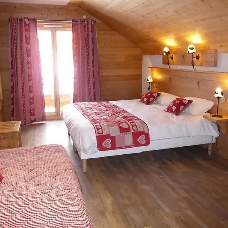 Chalet-hotel Le Beausoleil, The Originals Relais Hotel Fontcouverte-la-Toussuire