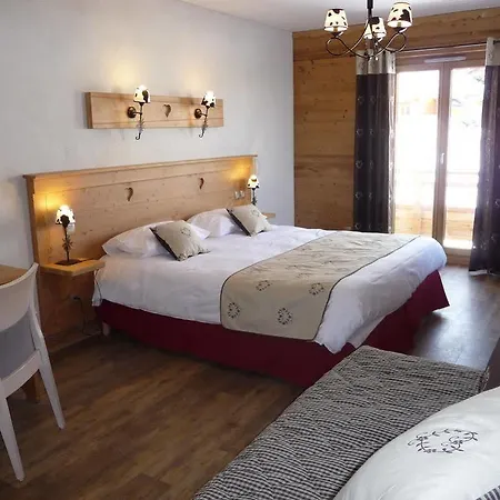 Chalet-hotel Le Beausoleil, The Originals Relais Hotel Fontcouverte-la-Toussuire