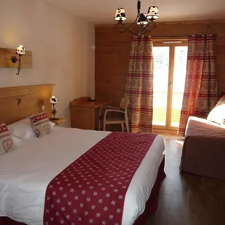 Chalet-hotel Le Beausoleil, The Originals Relais 3*